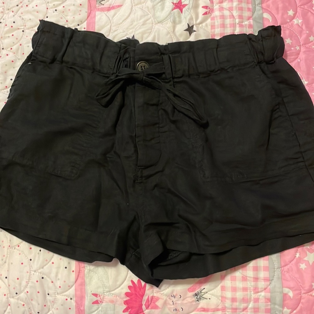 Forever 21 black shorts